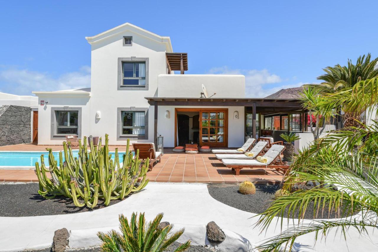 Villa Marta Playa Blanca  Exteriör bild